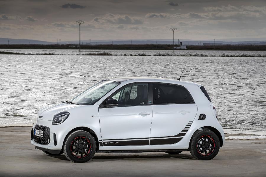  Smart EQ ForFour Edition One (W453) 2020 года  (WW) (фото 24 из 59)